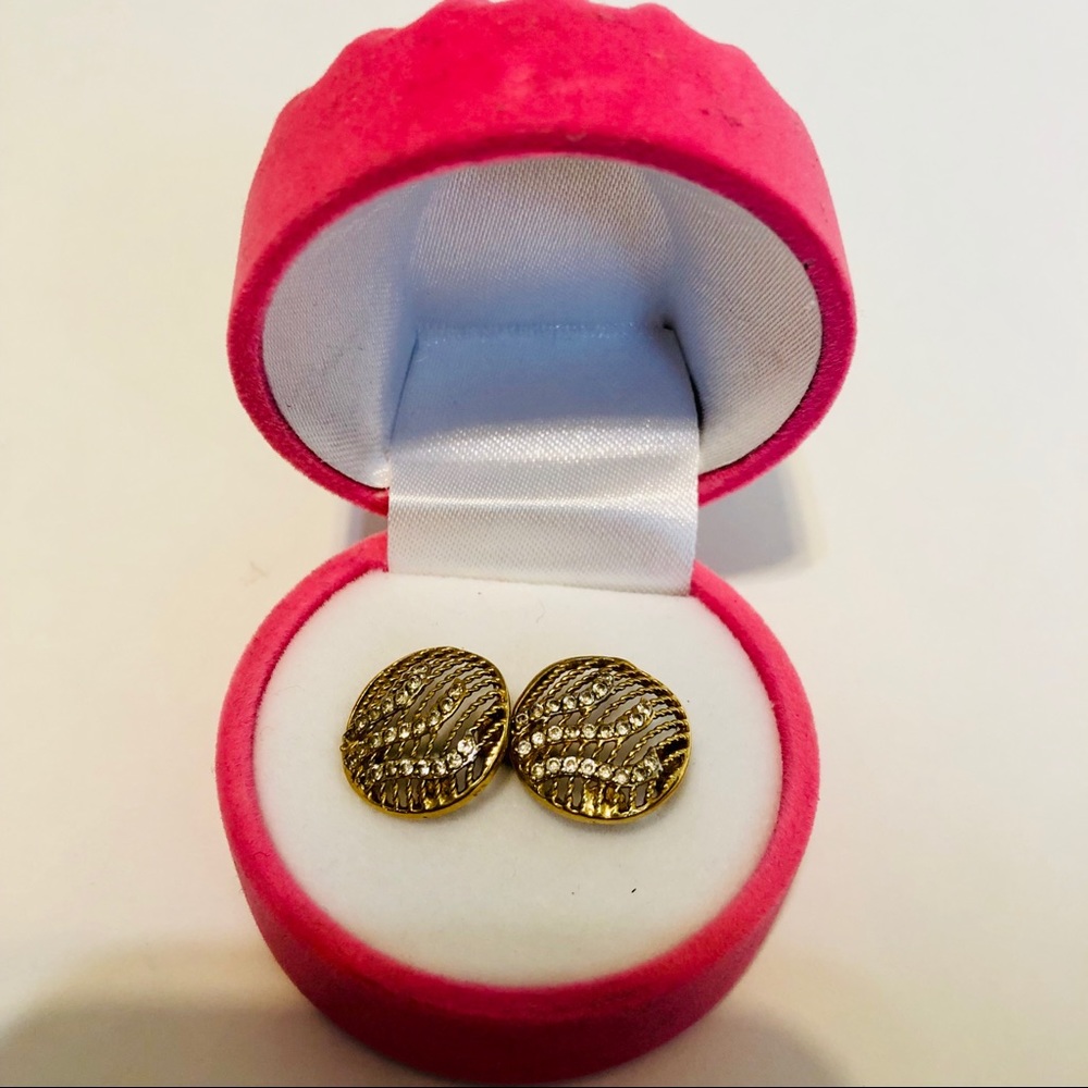 18k gold earrings